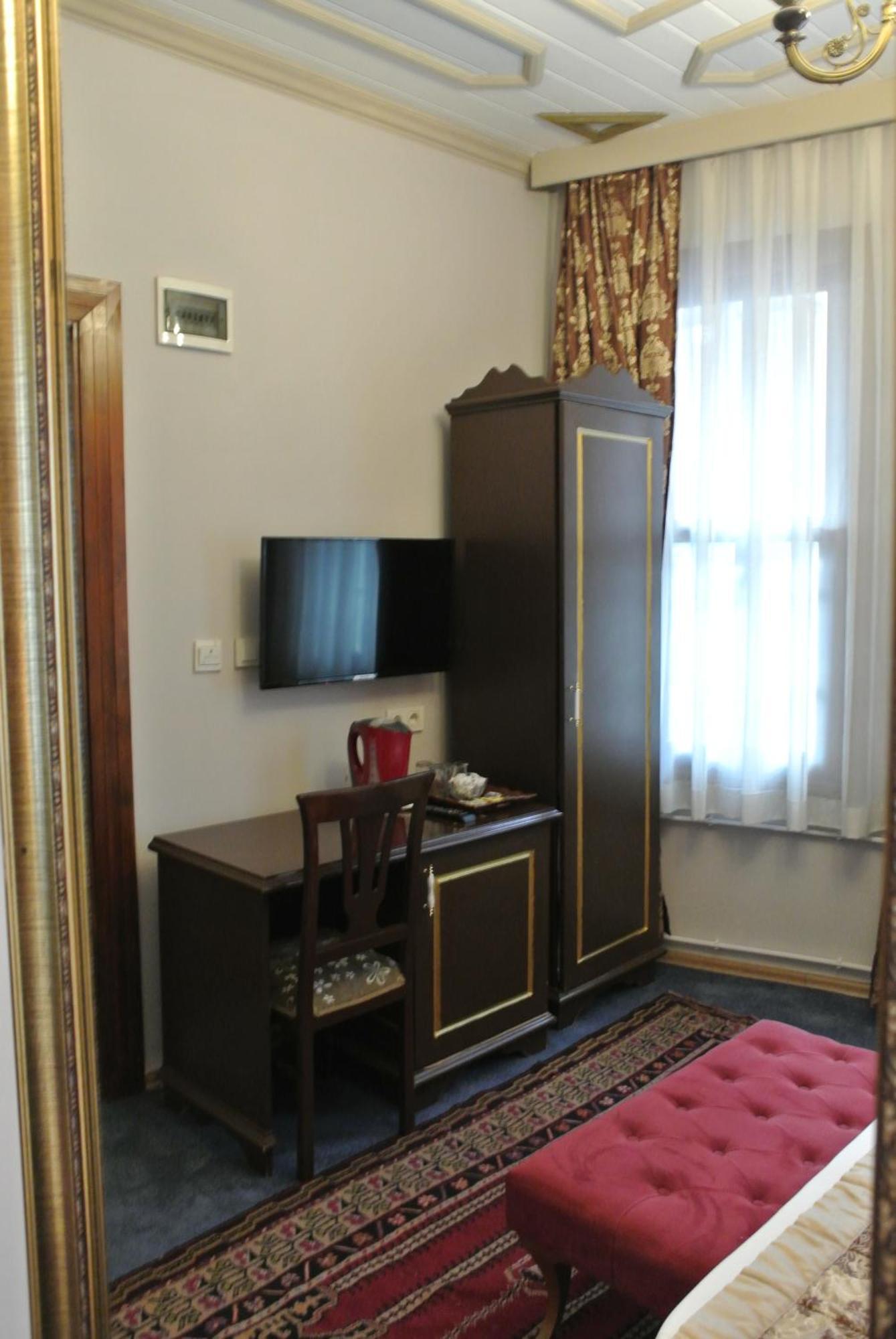 Emirhan Inn Hotel, Sultanahmet Istanbul Bagian luar foto